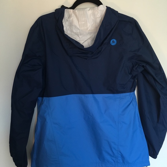 Women’s Marmot Hooded Jacket - Picture 4 of 4